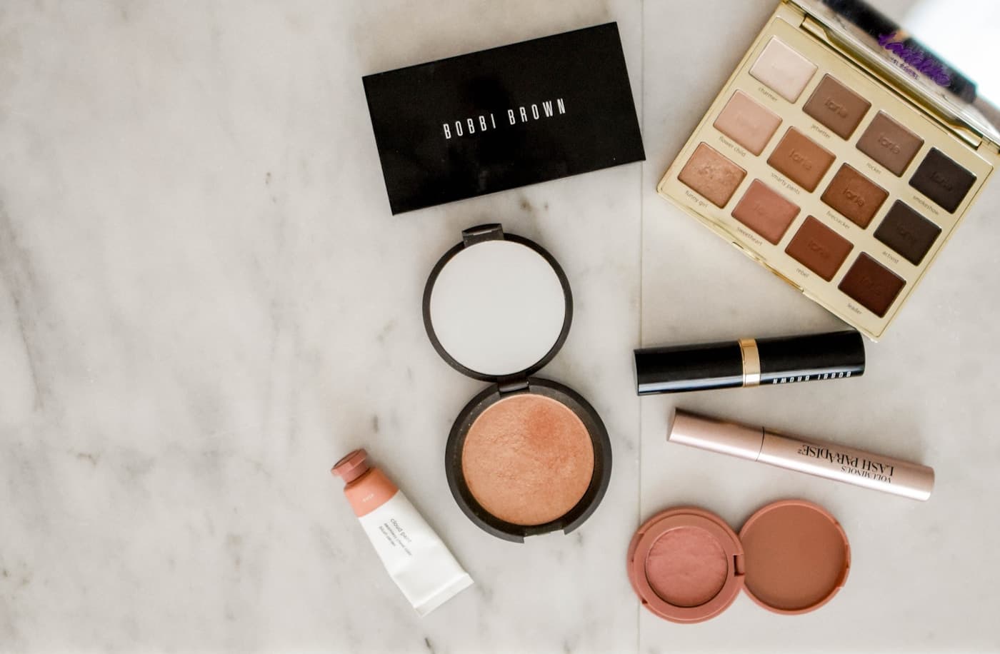 Maquillage cérémonie : tenue longue durée