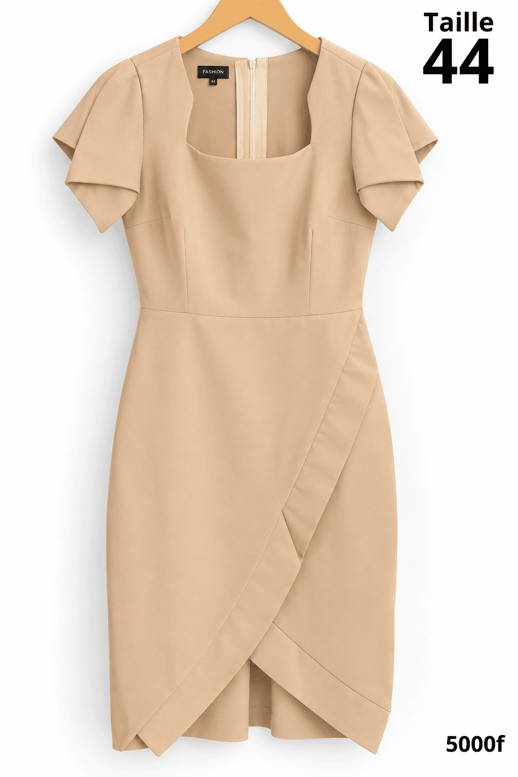 Robe courte de bureau beige